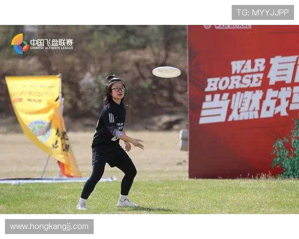 飞盘战术解析：深入探讨北京飞盘队的快攻策略与技巧